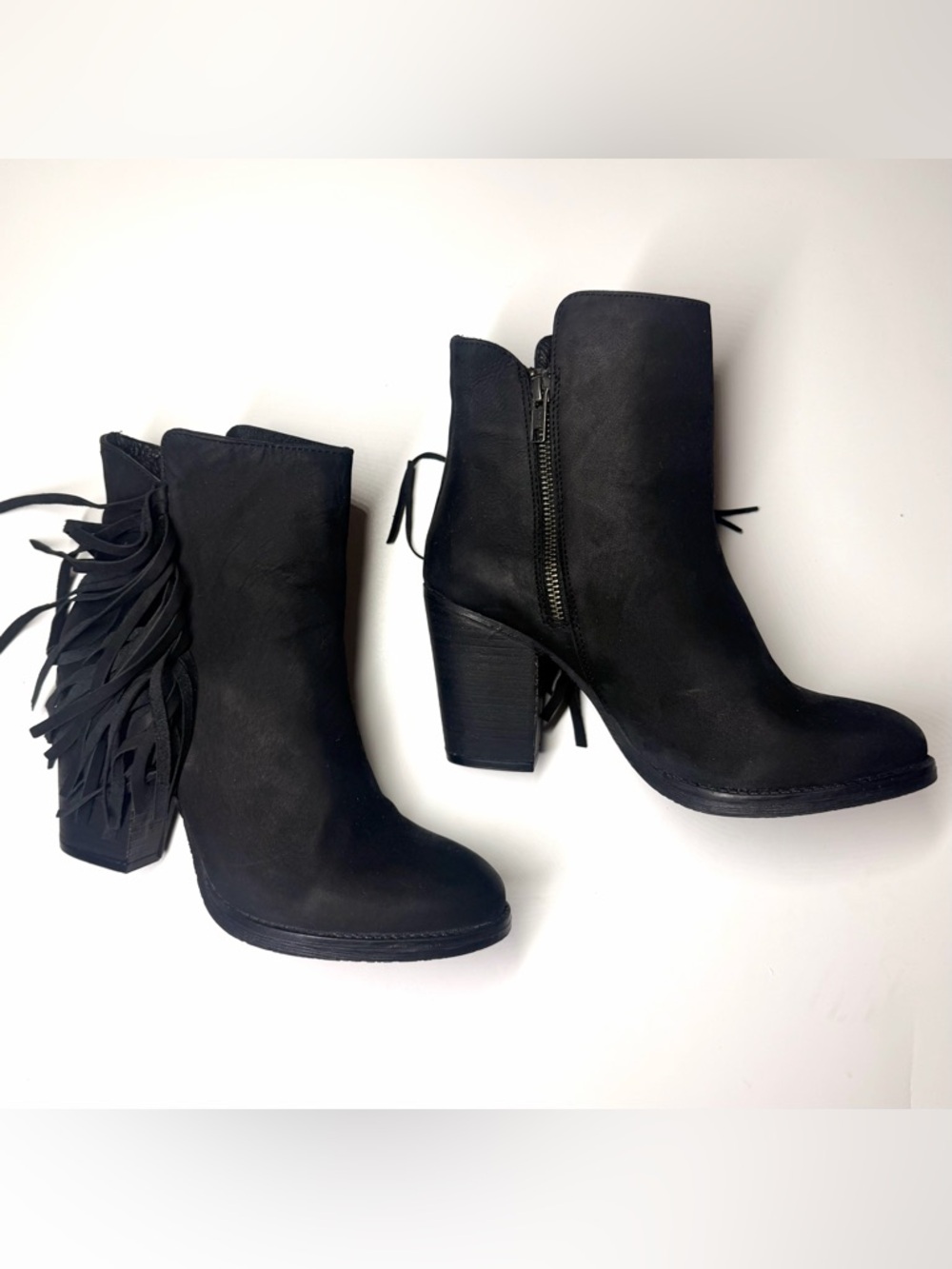 STEVE MADDEN Women’s  'WOODSTOCK' Leather Fringe Zip Heeled Bootie Size- 8 - Picture 7 of 8